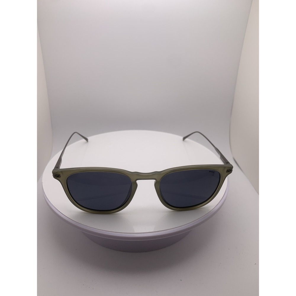 NEW INVU Gray Silver Unisex Sunglasses - Sample Piece (28)